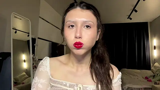 Alicekitty67 webcam