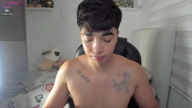 santy7v7 webcam