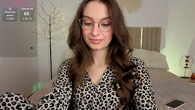 Real_cutie1 webcam