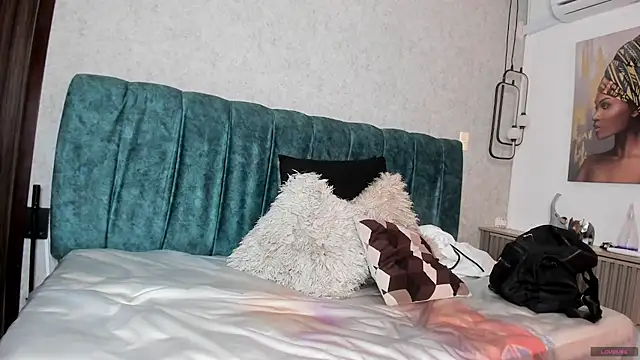 Loren_Couple webcam
