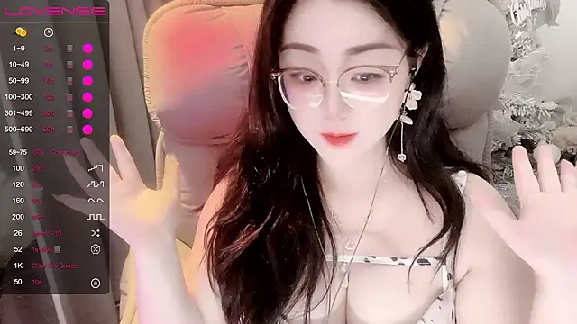 Monica-666888- webcam