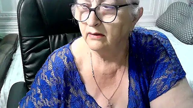 LolkaAlyss webcam
