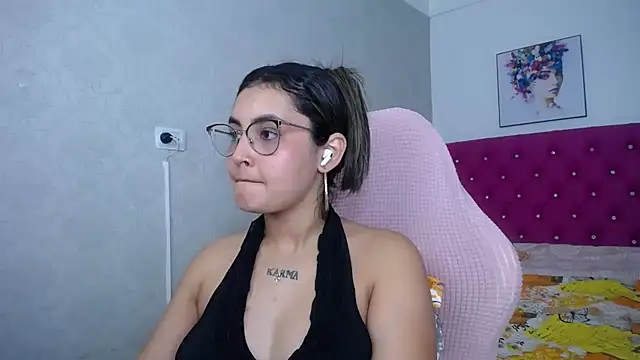 kathe-mills235 webcam