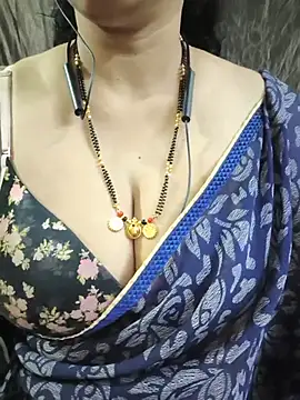 bhuvana_555 webcam