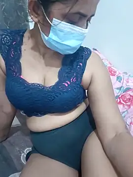Aarti909090 webcam