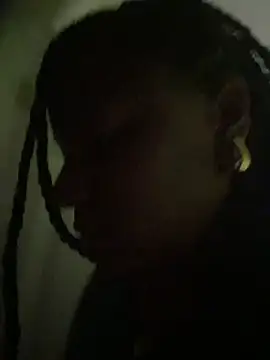 GirthGoddessCoco webcam