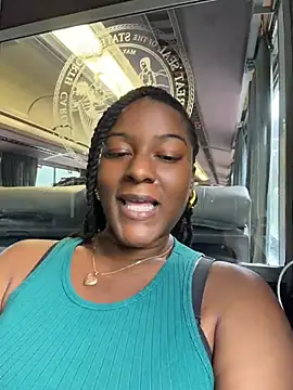 GirthGoddessCoco webcam