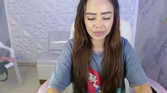 naomis_36 webcam