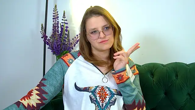AlexaAvery webcam