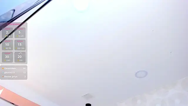 VictoriaRousse__ webcam