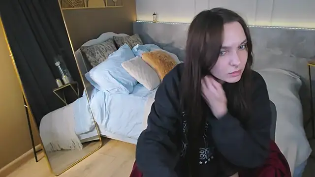 ChloeSunny webcam
