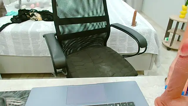 EveLove33 webcam