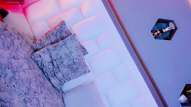 Kisses_Sophia webcam