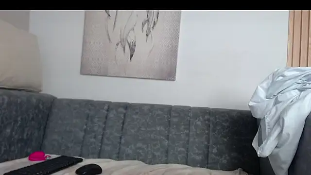 queen_adhara webcam