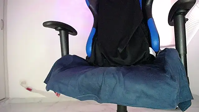 MAXJONES_2 webcam