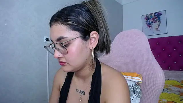 kathe-mills235 webcam
