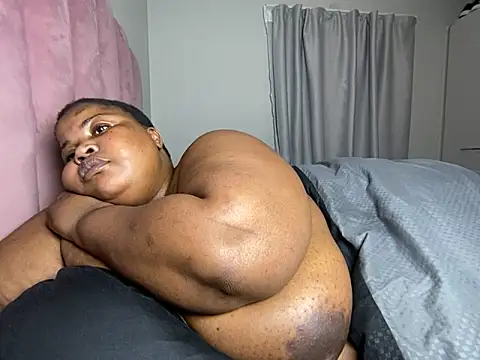 MissLola27 webcam