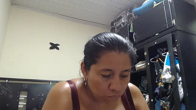 adrixxx38 webcam