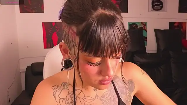 _sharlotte777 webcam