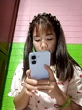 AmyLinee01 webcam