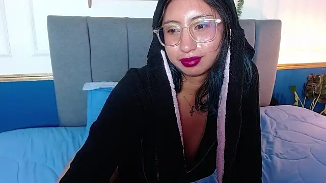 Violet_2003 webcam