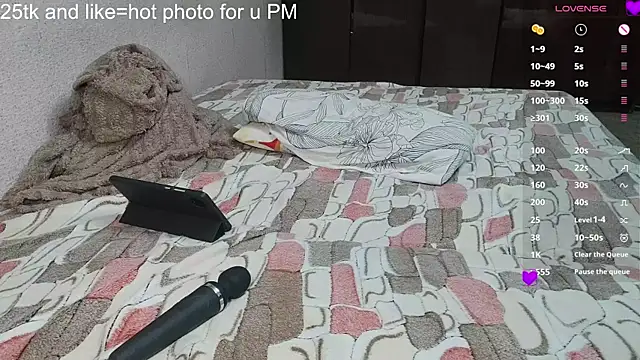 SeXLenaX webcam