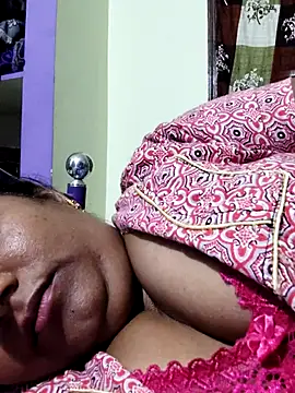 yamini1431 live cam
