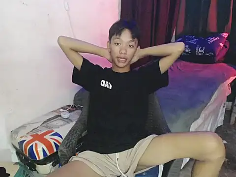 Innocentfucker webcam