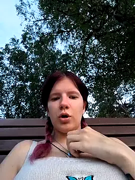 HornyCatXO webcam