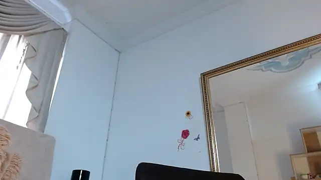Sharon_blare webcam