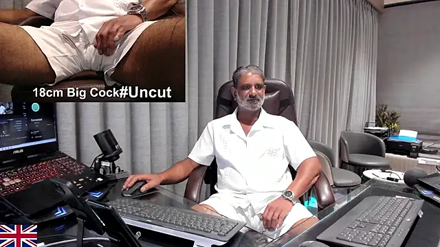 OnlineBossUK webcam