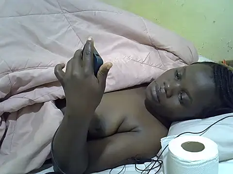 Ebony_cuttiey webcam
