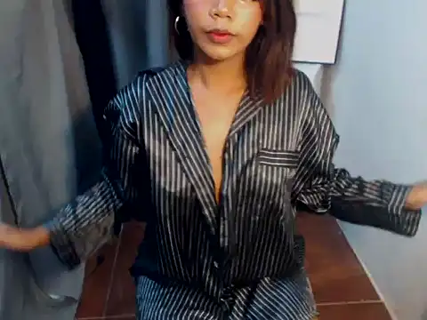 Asian_chicksxx webcam