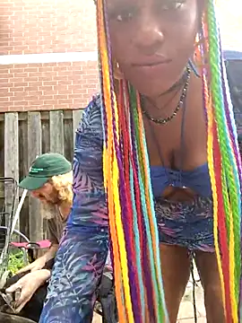 AmazonianMistress webcam