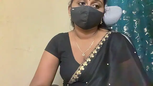 Tanuja-Sexy webcam
