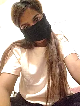 divyajaan4763 webcam