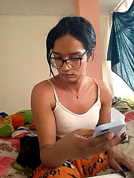 horny_brii's room