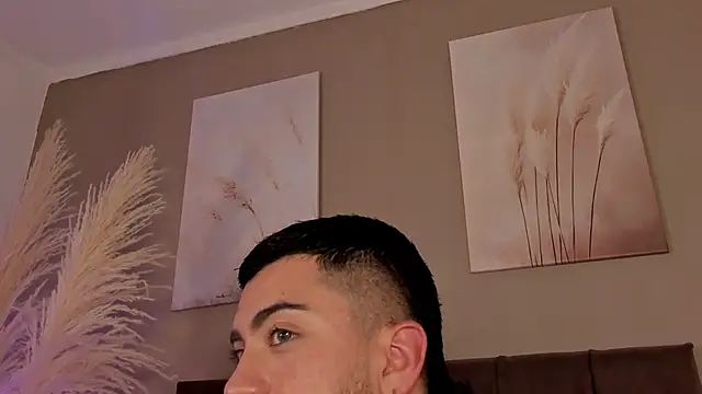 Alexander_Diazz webcam