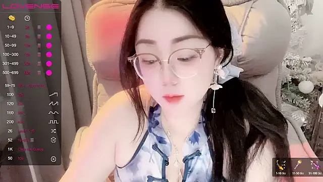 Monica-666888- webcam