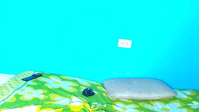 xxxsarahot250316 webcam