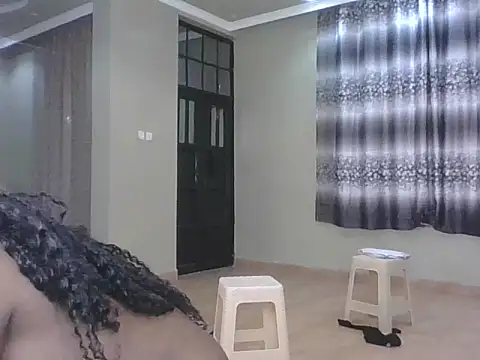 Salma_100 webcam