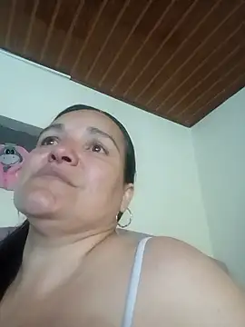 Zuleyka_69 webcam
