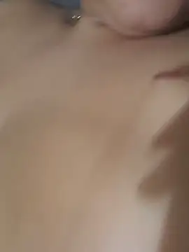 Luna-elle webcam
