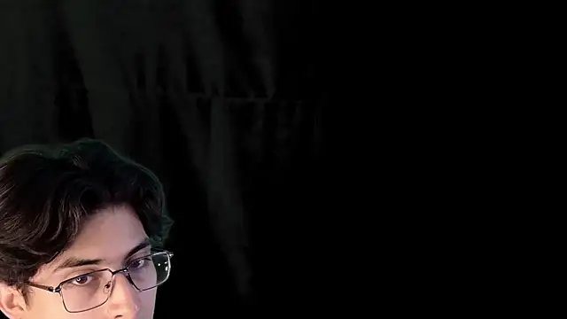 Aaron_Eze webcam