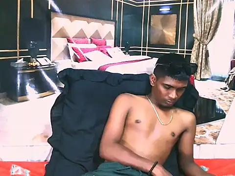 IndianThuggin webcam