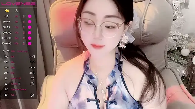 Monica-666888- webcam