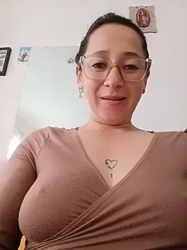 emilypoppy3 webcam