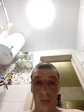 N_i_k_o_l_a_u webcam