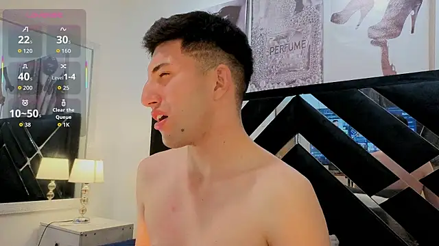 Un_Sluttyy webcam
