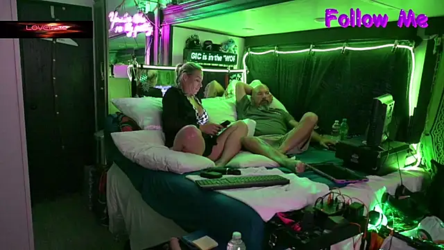 Katycouple69 webcam